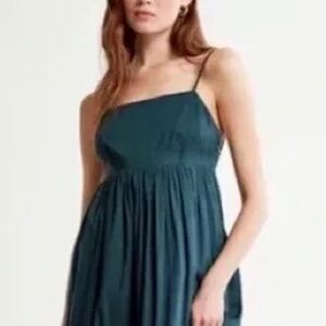 Abercrombie Low Back Tiered Maxi Dress